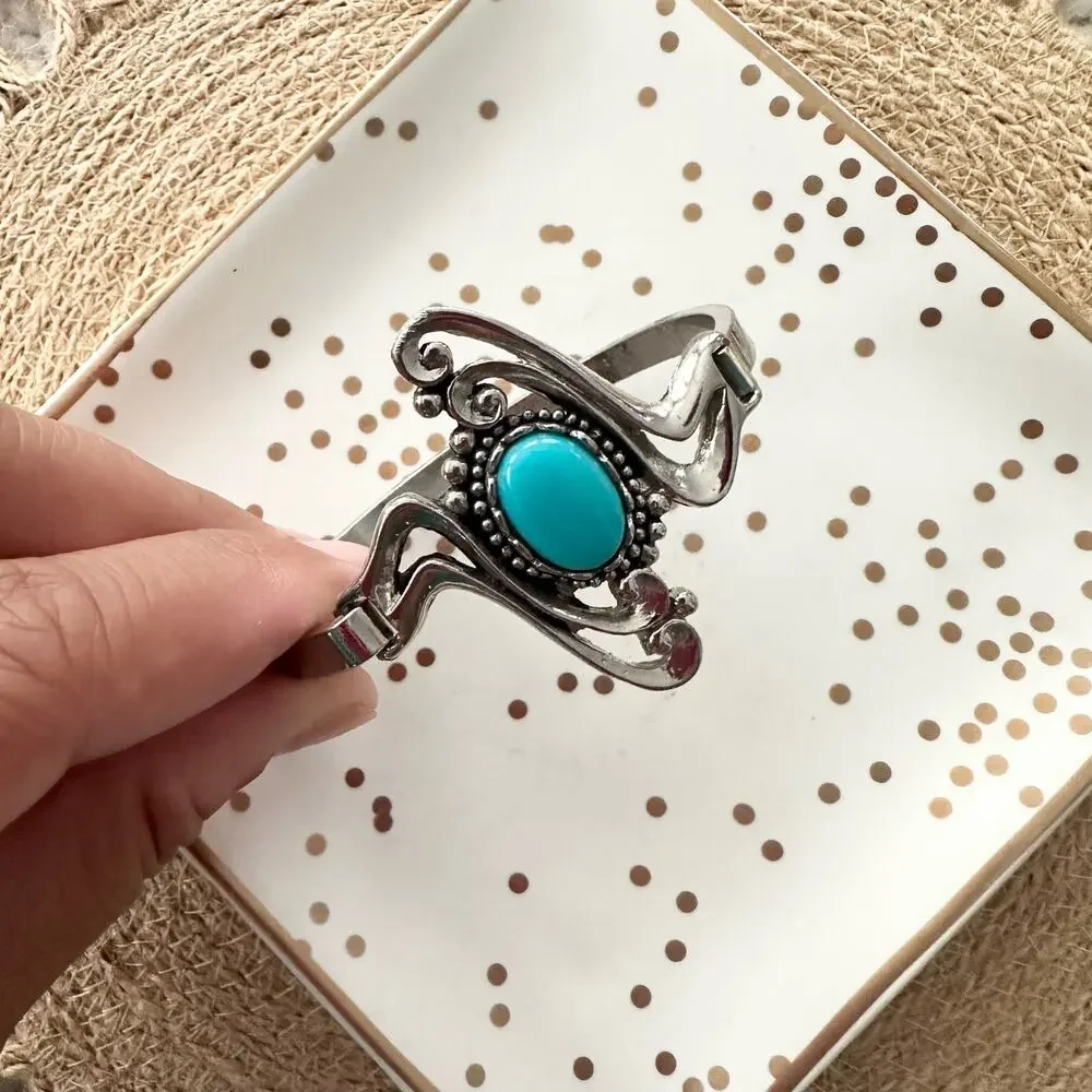 Ege 90 Silver Tone Turquoise Oval Stone Swirl Scroll Hinge Hook Clasp Bracelet